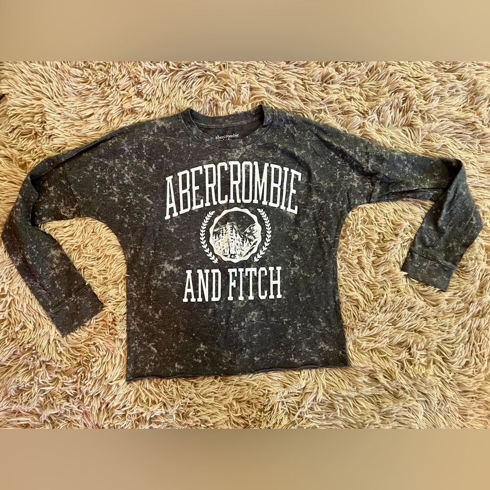 💜3 for $30 Sale/Abercrombie & Fitch Shirts - Picture 2 of 3